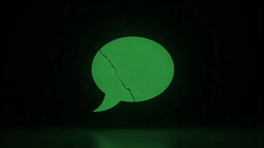An empty green speech bubble with a crack running through it